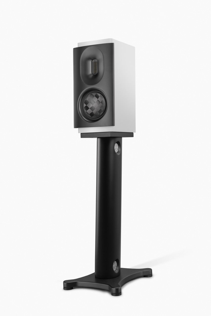 Axxess L1 Bookshelf Speakers