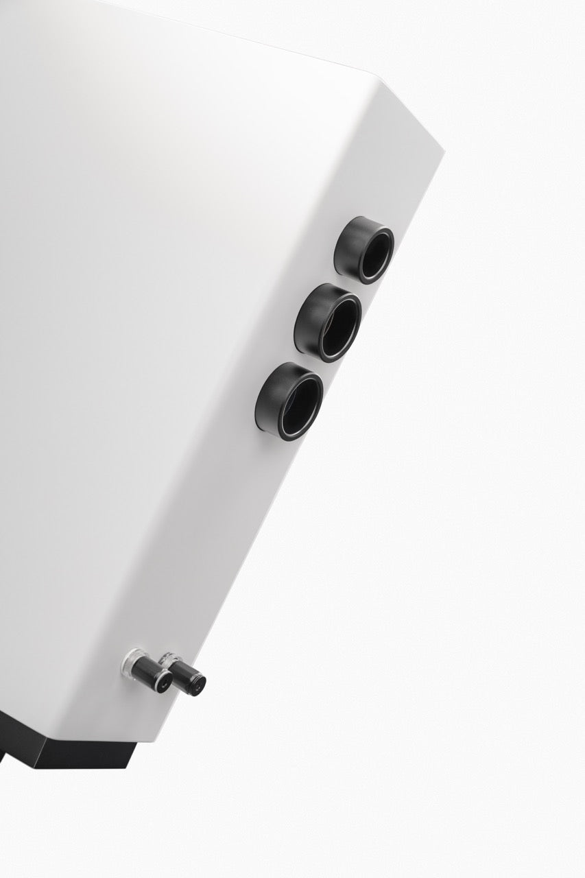 Axxess L1 Bookshelf Speakers