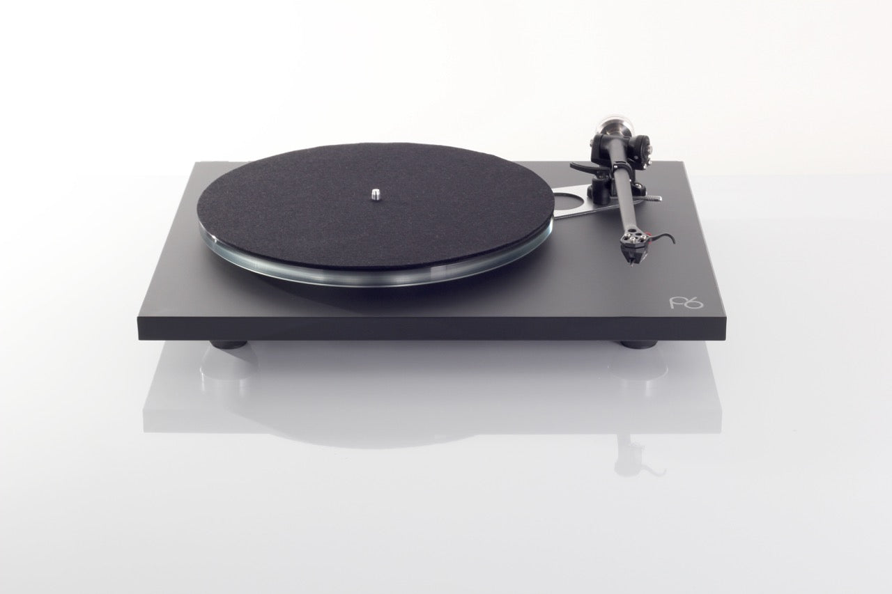 Rega Planar 6 Turntable