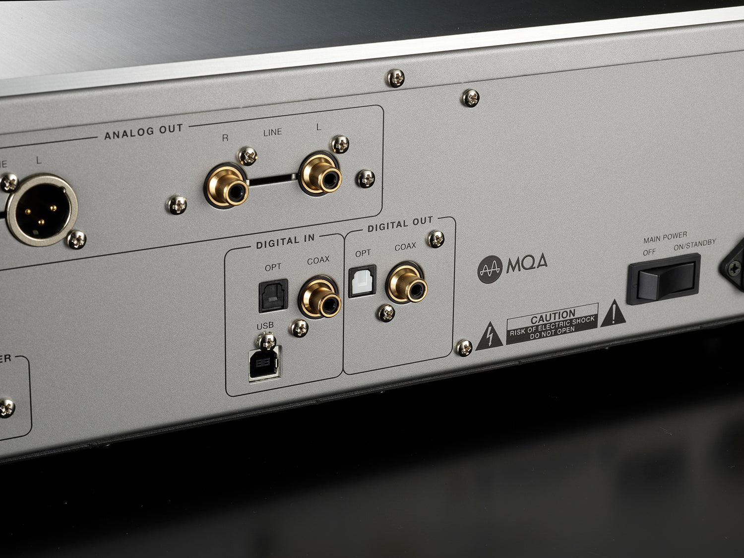 Luxman D-07X