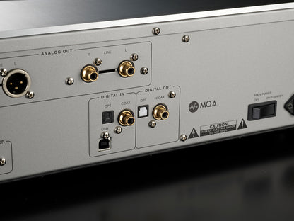 Luxman D-07X