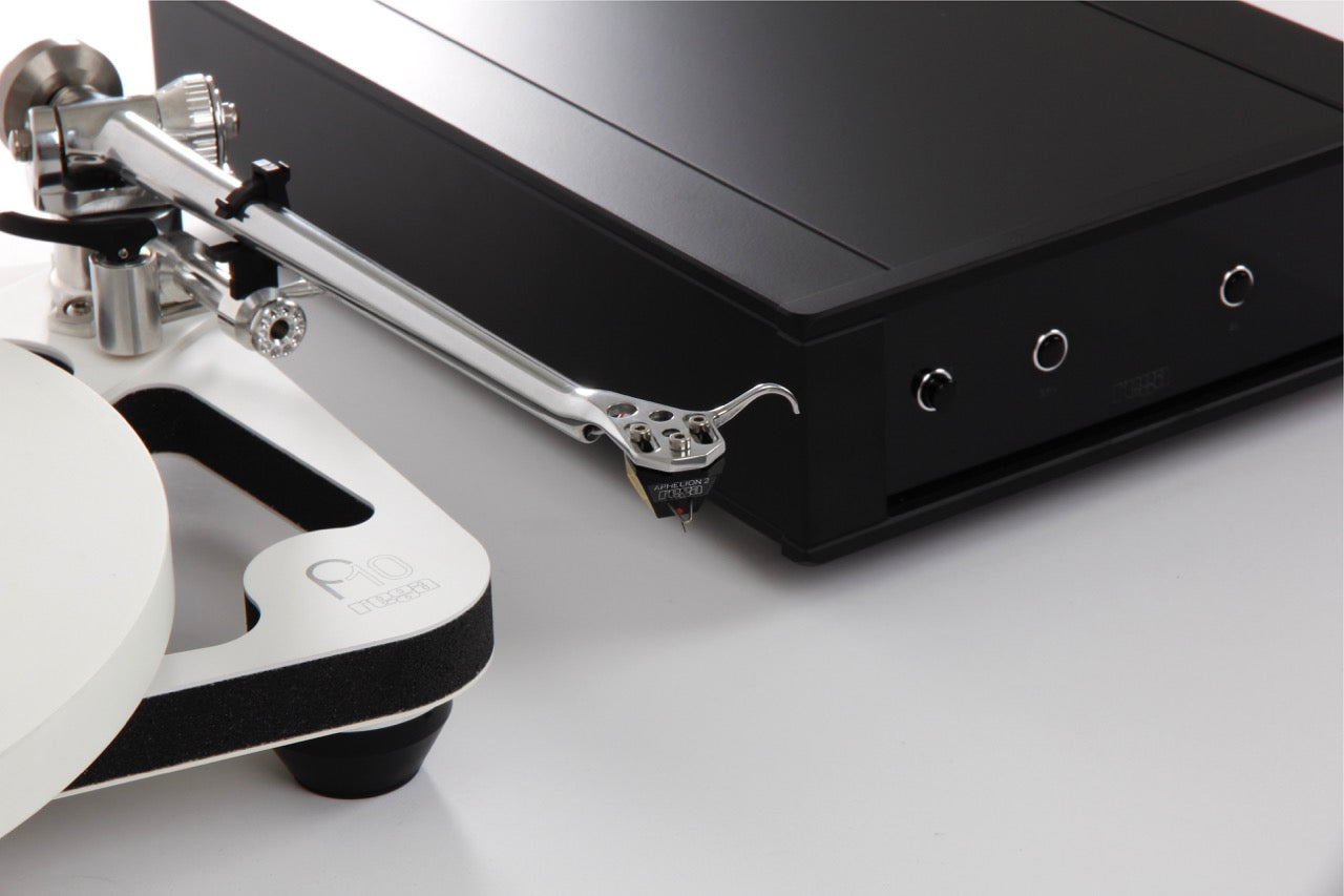 Rega Planar 10